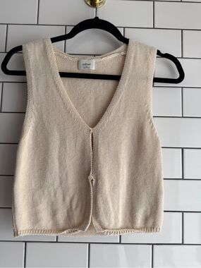 Wilfred Cream Knit V-Neck Cropped Vest (NEW without tags)